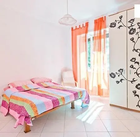 Apartment Appio Latino Rom